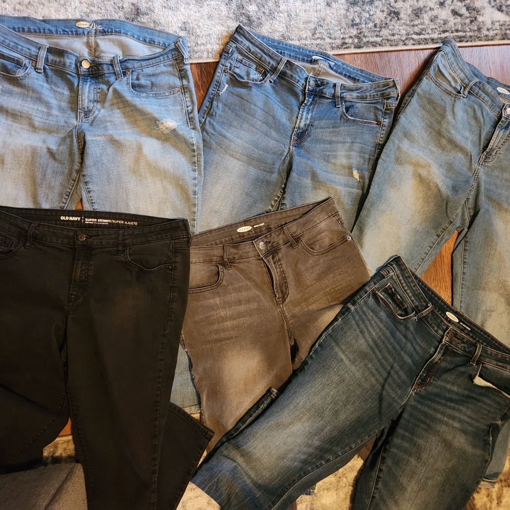Old Navy skinny jeans 6 pair size 12